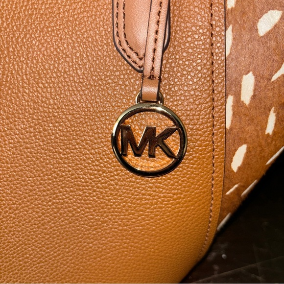 Michael Kors Portia Small Brown Tote - Picture 5 of 9